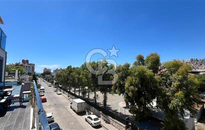 Bayraklı Merkezde Satılık Komple Bina Teraslı Deniz Manzaralı