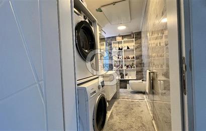 Bayraklı Merkezde Satılık Komple Bina Teraslı Deniz Manzaralı