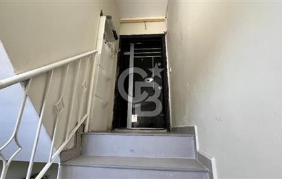 Bayraklı Merkezde Satılık Komple Bina Teraslı Deniz Manzaralı