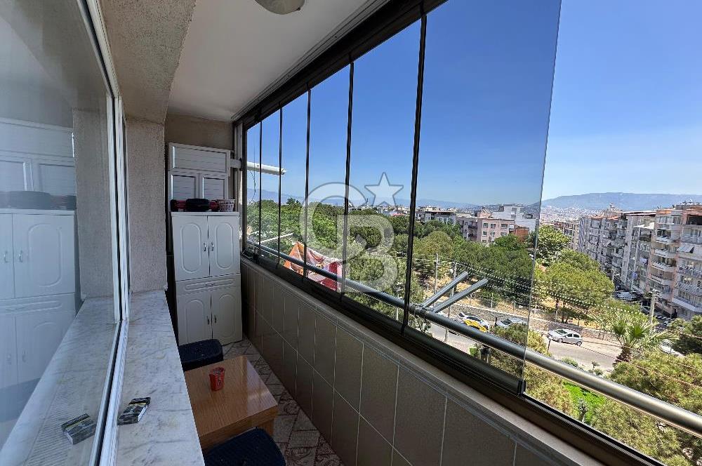 İzmir Yeşilyurt Vatan Mahallesinde Satılık 3+1 Tadilatlı Fırsat Daire