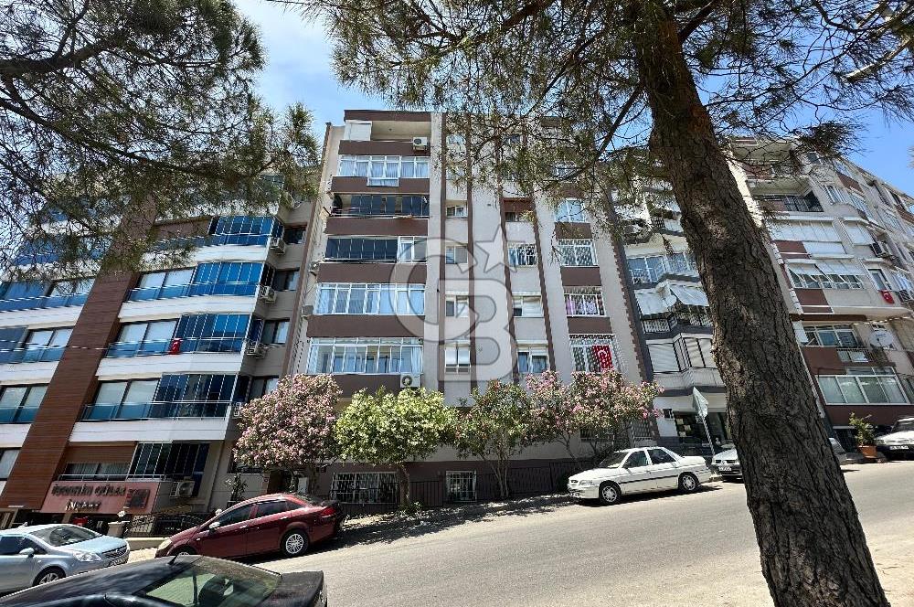 İzmir Yeşilyurt Vatan Mahallesinde Satılık 3+1 Tadilatlı Fırsat Daire