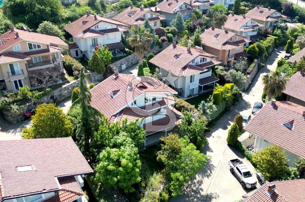 CB EVEREST'TEN BADEMLİ MÜRSEL'DE SATILIK VİLLA