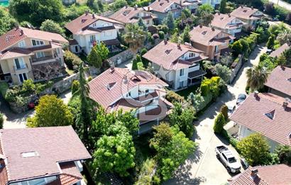 CB EVEREST'TEN BADEMLİ MÜRSEL'DE SATILIK VİLLA