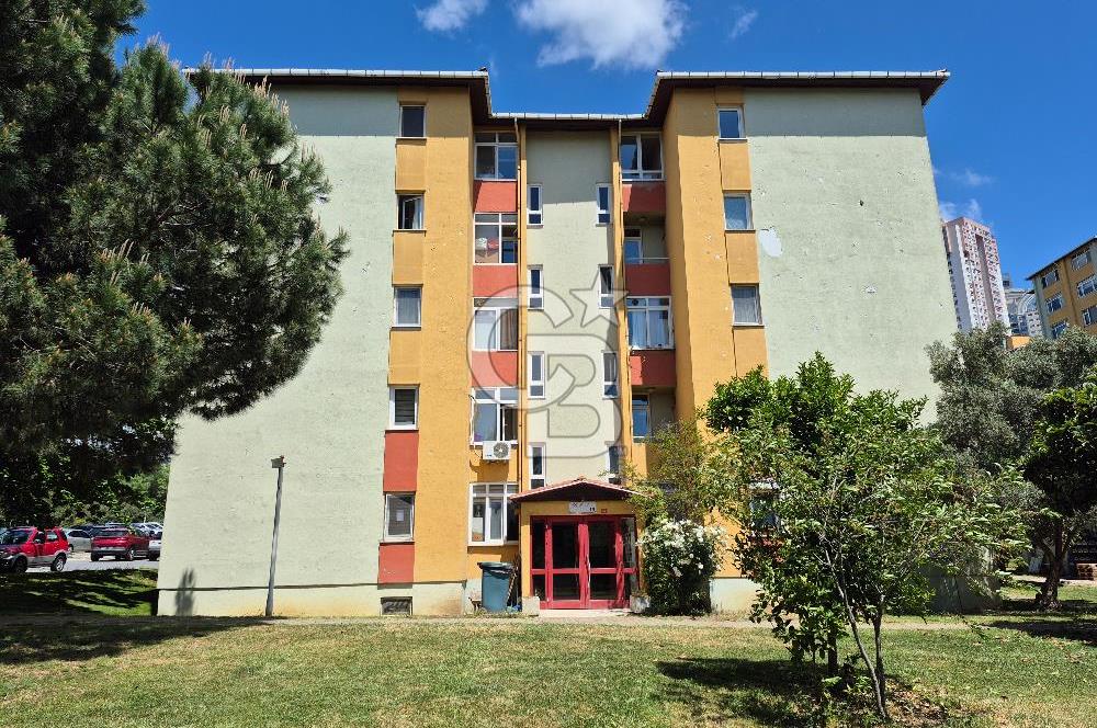 ATAŞEHİR SİTE İÇİNDE EŞYALI 2+1 MERKEZİ KONUMLU OTOPARKLI