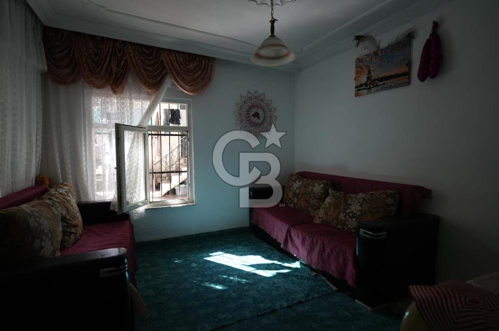 GAZİPAŞA MAHALLESİNDE 2 KATLI 4+2 KARGIR EV VE ARSASI