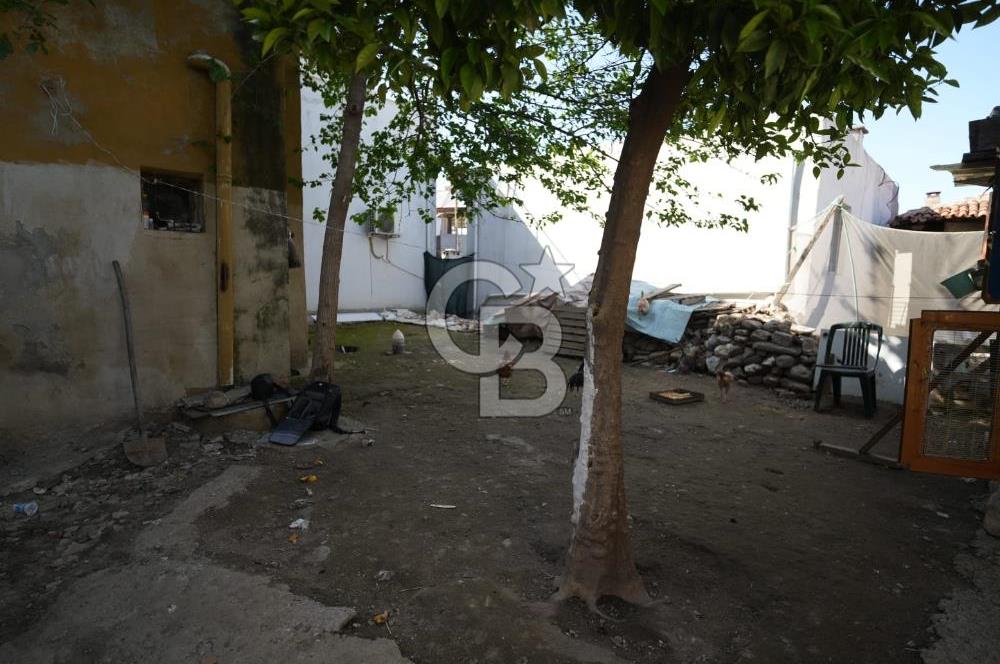GAZİPAŞA MAHALLESİNDE 2 KATLI 4+2 KARGIR EV VE ARSASI