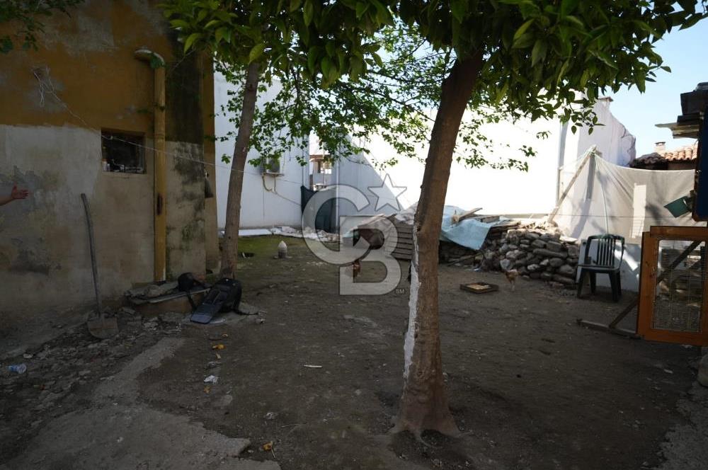GAZİPAŞA MAHALLESİNDE 2 KATLI 4+2 KARGIR EV VE ARSASI