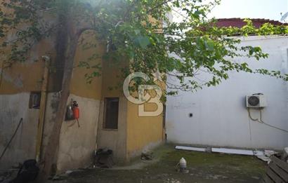 GAZİPAŞA MAHALLESİNDE 2 KATLI 4+2 KARGIR EV VE ARSASI