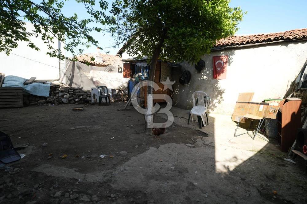 GAZİPAŞA MAHALLESİNDE 2 KATLI 4+2 KARGIR EV VE ARSASI