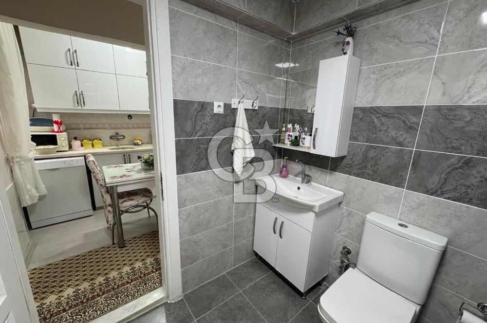 Karşıyaka Alaybey'de Otoparklı, Tadilatlı, Kullanışlı Daire
