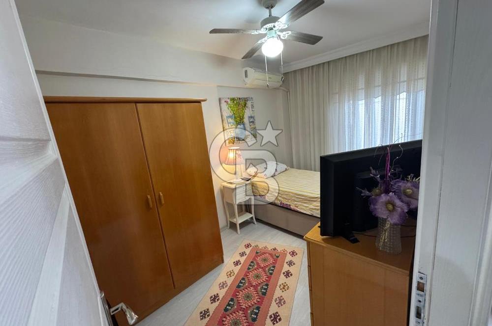 Karşıyaka Alaybey'de Otoparklı, Tadilatlı, Kullanışlı Daire