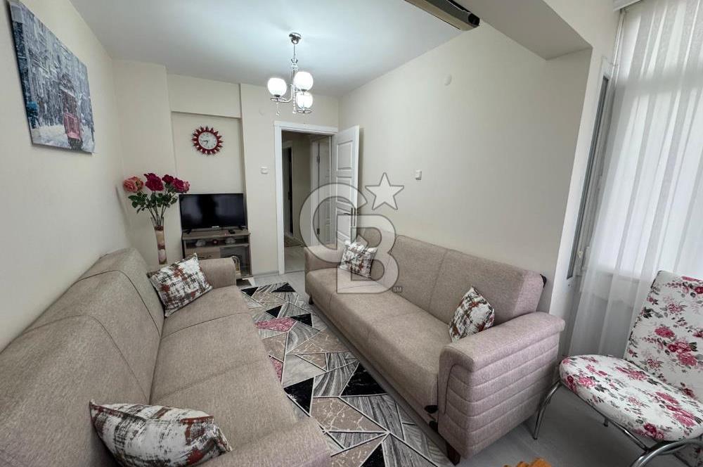 Karşıyaka Alaybey'de Otoparklı, Tadilatlı, Kullanışlı Daire