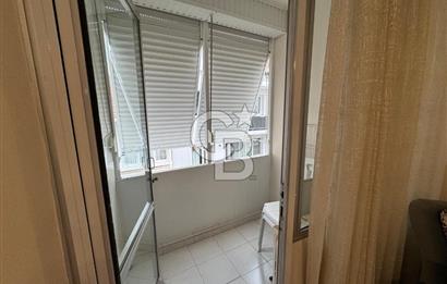 Karşıyaka Alaybey'de Otoparklı, Tadilatlı, Kullanışlı Daire
