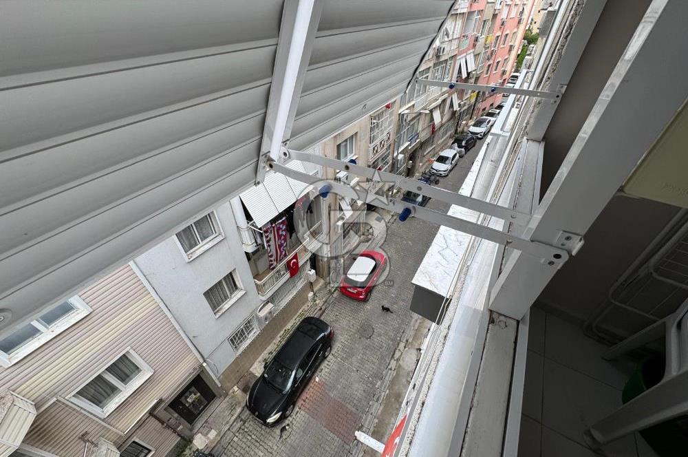 Karşıyaka Alaybey'de Otoparklı, Tadilatlı, Kullanışlı Daire
