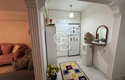 Karşıyaka Alaybey'de Otoparklı, Tadilatlı, Kullanışlı Daire