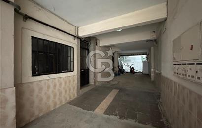 Karşıyaka Alaybey'de Otoparklı, Tadilatlı, Kullanışlı Daire