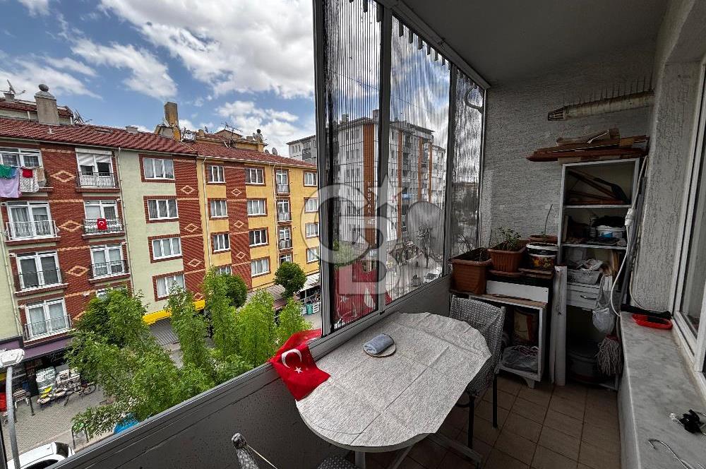 CB CITY'DEN ORHANOĞUZ CADDESİ ÜZERİNDE 2+1 EŞYALI SATILIK DAİRE
