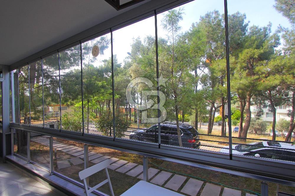 Güzelbahçe Yelki Flora Sitesinde Bahçeli Lüks Satılık 3+1 Daire