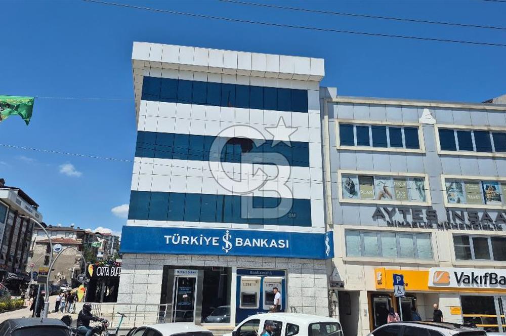 DERİNCE İSTİKLAL CADDESİ KURUMSAL KİRACILI 4 KATLI SATILIK BİNA