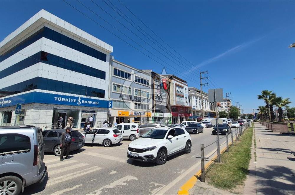 DERİNCE İSTİKLAL CADDESİ KURUMSAL KİRACILI 4 KATLI SATILIK BİNA