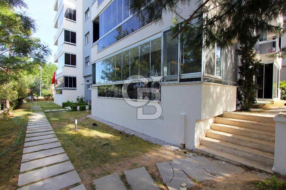 Güzelbahçe Yelki Flora Sitesinde Bahçeli Lüks Satılık 3+1 Daire