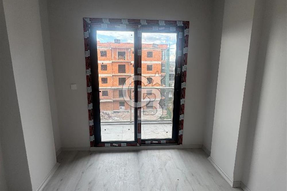 SEYREK MERKEZ'DE KONUMDA 1+1 SATILIK DAİRE