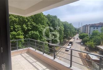 ALEMDAĞ'DA MERKEZİ KONUMDA 3+1 DAİRE