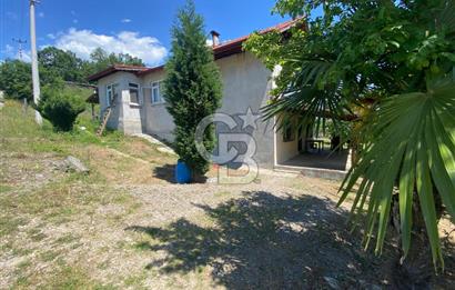 HENDEK'İN GÖZDESİ BAYRAKTEPE YOLUNDA 1803M2 ARSA VE MÜSTAKİL EV