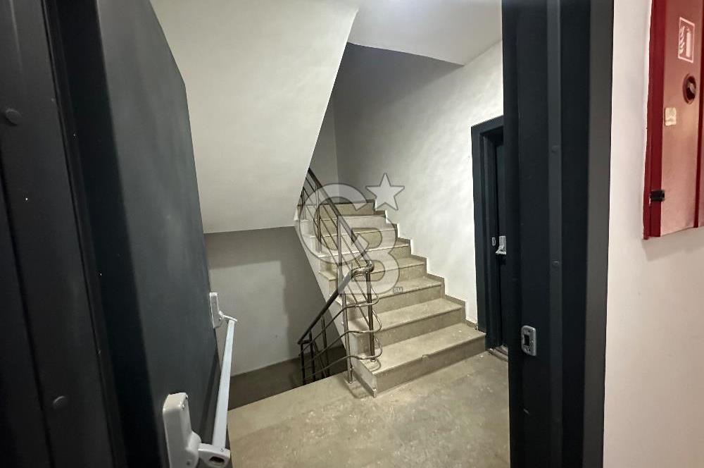 ÇANAKKALE MERKEZ ESENLER BÖLGESİNDE SATILIK ARAKAT 1+1 DAİRE