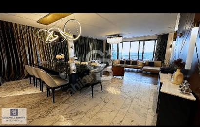 Sarıyer'de Boğaz Manzaralı Ultra Lux 6+4 Satılık Villa