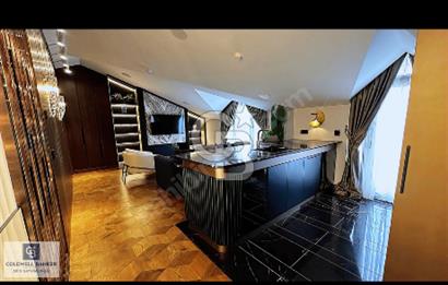 Sarıyer'de Boğaz Manzaralı Ultra Lux 6+4 Satılık Villa