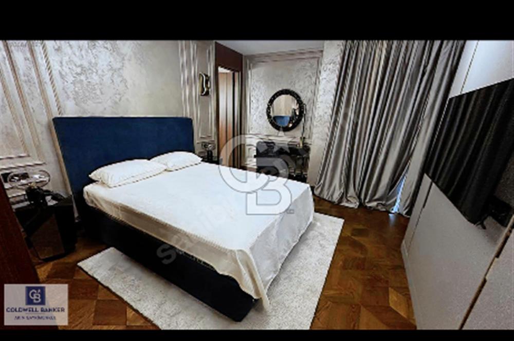 Sarıyer'de Boğaz Manzaralı Ultra Lux 6+4 Satılık Villa