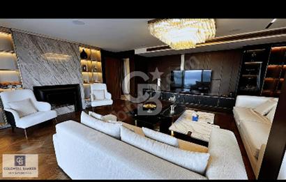 Sarıyer'de Boğaz Manzaralı Ultra Lux 6+4 Satılık Villa