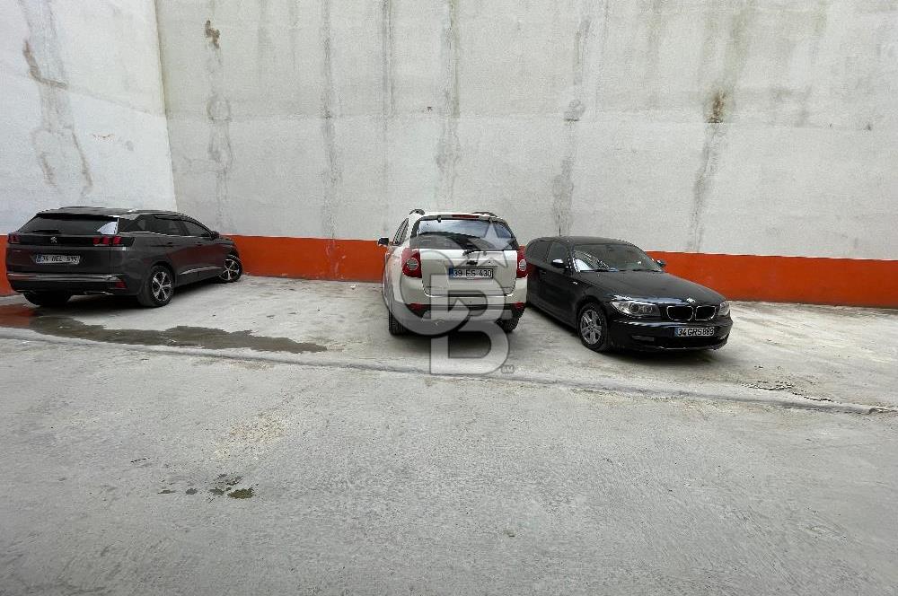 BEYOĞLU SÜTLÜCEDE OTOPARKLI, SIFIR 4+1 SATILIK DAİRE