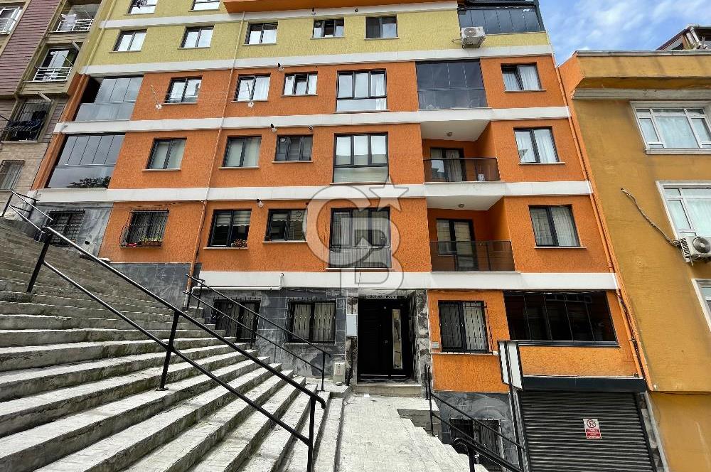 BEYOĞLU SÜTLÜCEDE OTOPARKLI, SIFIR 4+1 SATILIK DAİRE