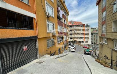 BEYOĞLU SÜTLÜCEDE OTOPARKLI, SIFIR 4+1 SATILIK DAİRE