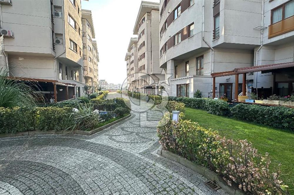 216 Sancaktepe Konutları Satılık 110 m2 2+1 Köşe Bahçe Dubleks