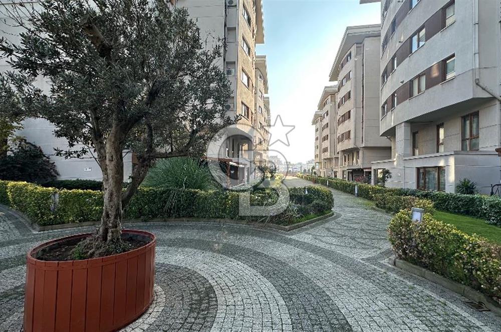 216 Sancaktepe Konutları Satılık 110 m2 2+1 Köşe Bahçe Dubleks