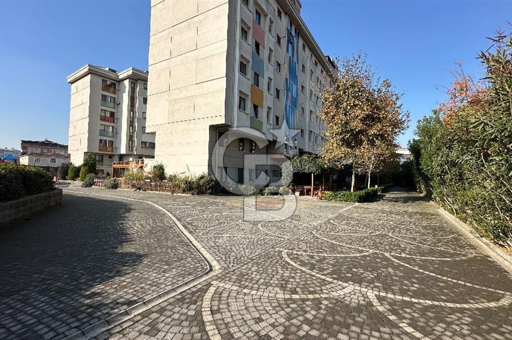 216 Sancaktepe Konutları Satılık 110 m2 2+1 Köşe Bahçe Dubleks