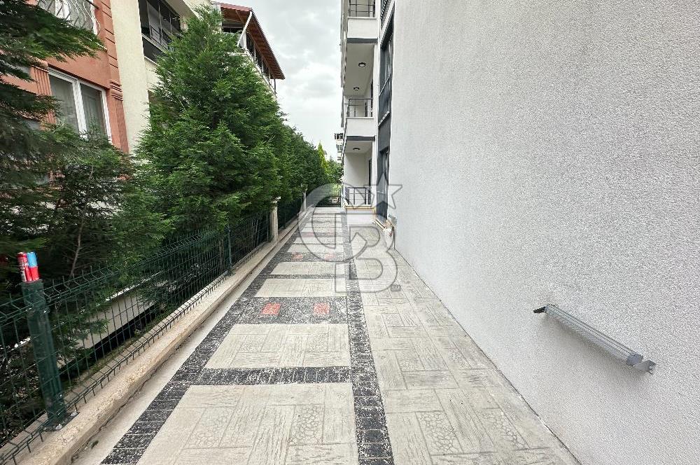 CB AKADEMİ KARTEPE ATAEVLER DE SATILIK GENİŞ 3+1 ARA KAT DAİRE