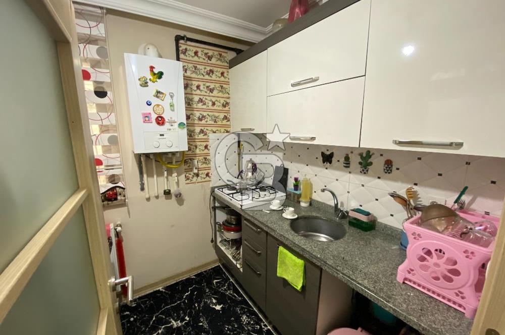 Cumhuriyet Mahallesi'nde Satılık - Krediye uygun - 1+1