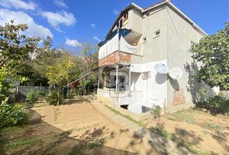 Velibaba'da SATILIK - 158m² Üzerine 2 Katlı - Kiracılı Bina
