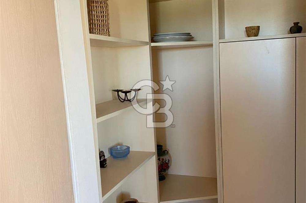 Seferihisar Gölcük Köy Merkezinde Özel Tasarım Dubleks Taş Ev