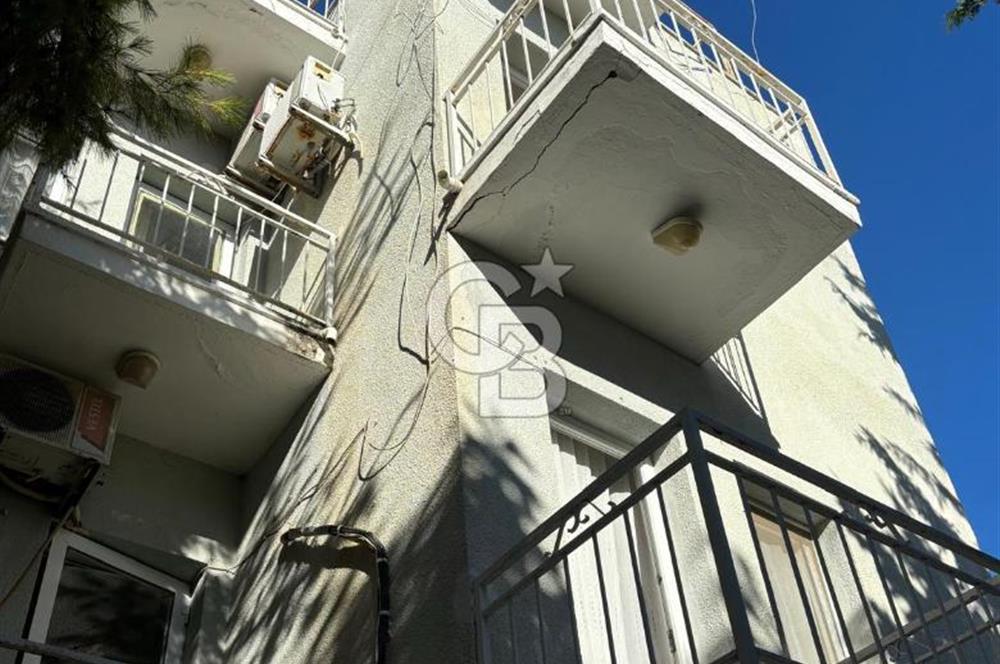 İzmir Çeşme Musalla Kale Arkasında Satılık 12 Odalı Pansiyon