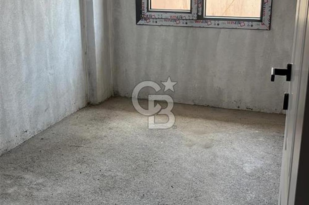İzmir Foçada Bağarası Sitede 4+1 Kış Bahçeli Bahçe Dubleks 
