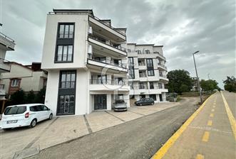 https://www.sahibinden.com/ilan/emlak-konut-satilik-cb-akademi-kartepe-ataevler-de-satilik-4-plus1-cati-dubleks-daire-1247916853/detay