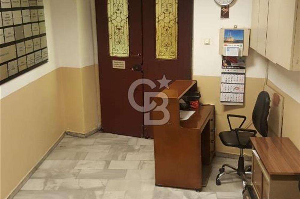 TARİHİ TÜNEL GEÇİDİ İŞ HANINDA 42 M2, 1+1, TERASLI MASRAFSIZ OFİS