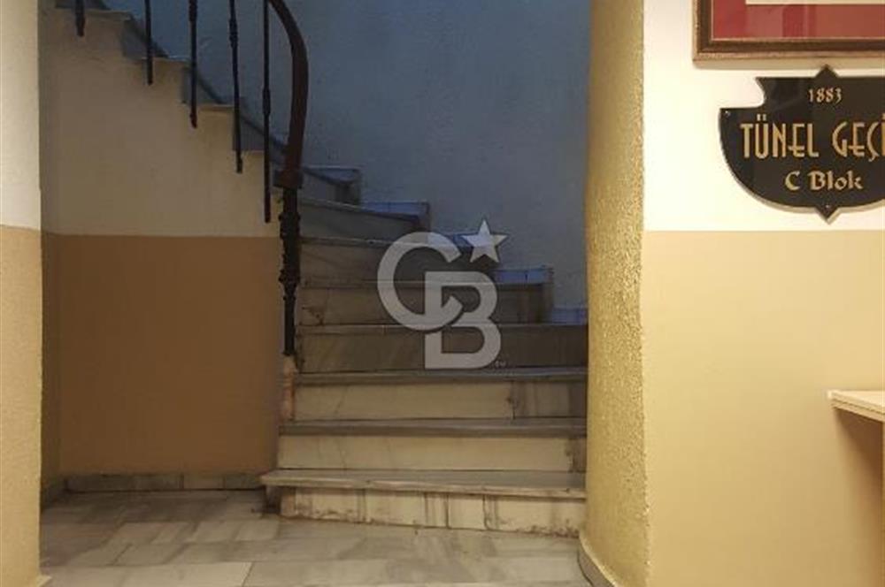 TARİHİ TÜNEL GEÇİDİ İŞ HANINDA 42 M2, 1+1, TERASLI MASRAFSIZ OFİS