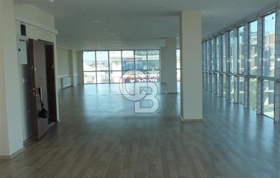 Sancaktepe Merkezde Atatürk Caddesine Cephe Kiralık Plaza Katı