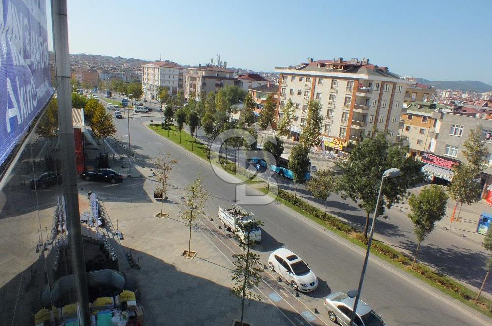 Sancaktepe Merkezde Atatürk Caddesine Cephe Kiralık Plaza Katı